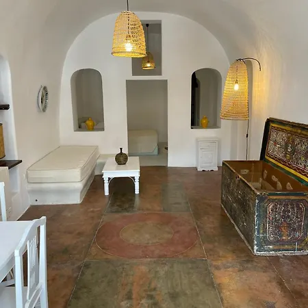 Kalitsi Canaves Apartment Vothon
