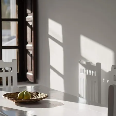 Kalitsi Canaves Apartment