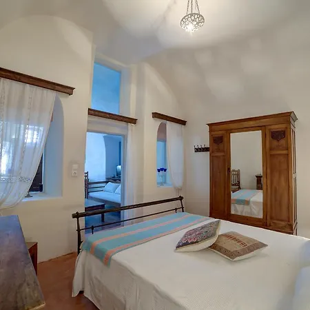 Kalitsi Canaves Apartment