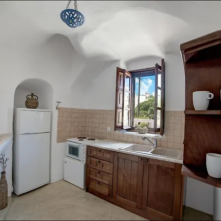 Kalitsi Canaves * Vóthon