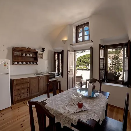 Kalitsi Canaves Βόθον